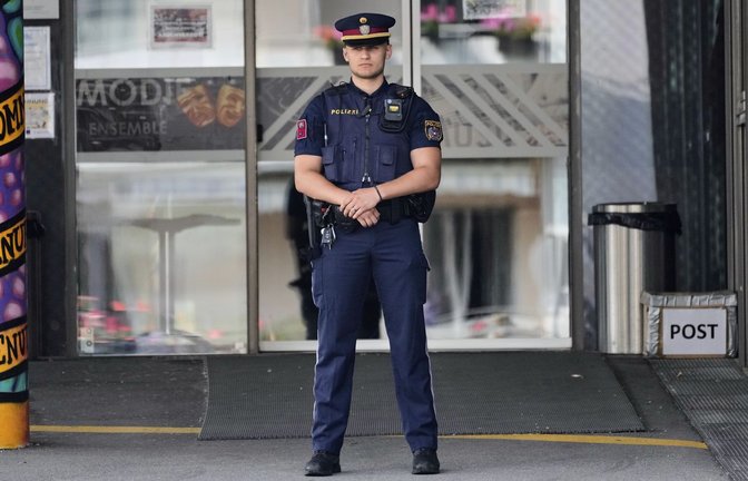 Die Polizei ermittelt. (Archivbild)<span class='image-autor'>Foto: AP/dpa/Darko Bandic</span>