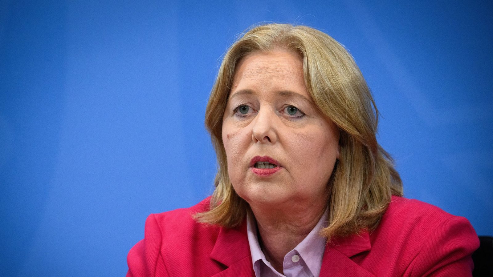 Sozialministerin Bärbel Bas will „Besserverdiener“ zur Kasse bitten – aber reicht das?Foto: Bernd von Jutrczenka/dpa Sozialministerin Bärbel Bas will „Besserverdiener“ zur Kasse bitten – aber reicht das?Foto: Bernd von Jutrczenka/dpa