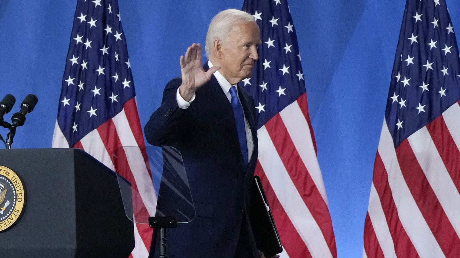 Zieht sich US-Präsident Joe Biden aus dem Wahlkampf in den USA zurück?Foto: dpa/Jacquelyn Martin Zieht sich US-Präsident Joe Biden aus dem Wahlkampf in den USA zurück?Foto: dpa/Jacquelyn Martin
