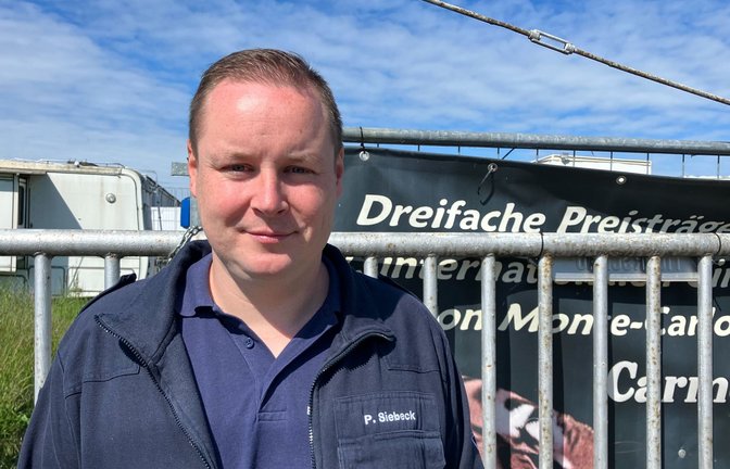Die Einsatzkräfte retteten unter Polizeischutz den Schwerverletzten nach der Tigerattacke.<span class='image-autor'>Foto: André Jahnke/-/dpa</span>