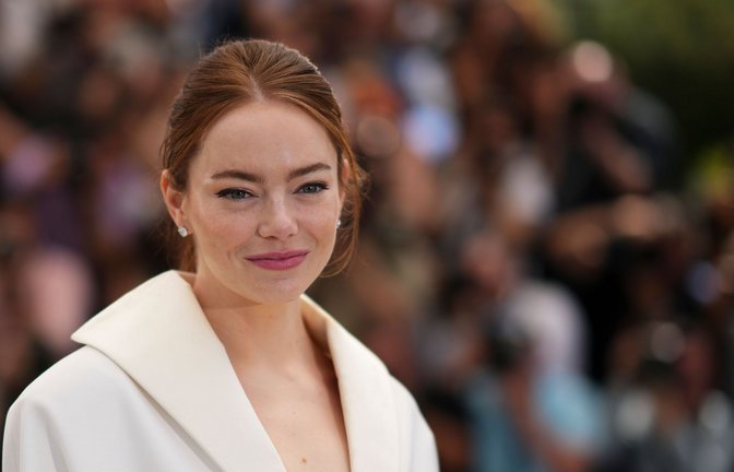 Emma Stone stellt in Cannes ihrem neuen Film "Kinds of Kindness" vor.<span class='image-autor'>Foto: Daniel Cole/Invision/AP/dpa</span>
