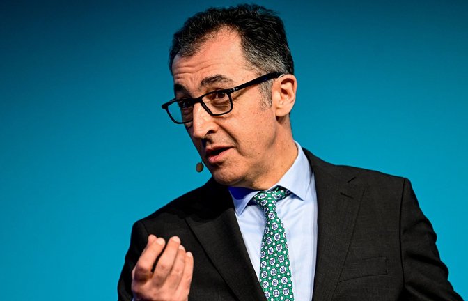 Cem Özdemir sieht Bidens Rückzug auch als Chance.<span class='image-autor'>Foto: dpa/Fabian Sommer</span>