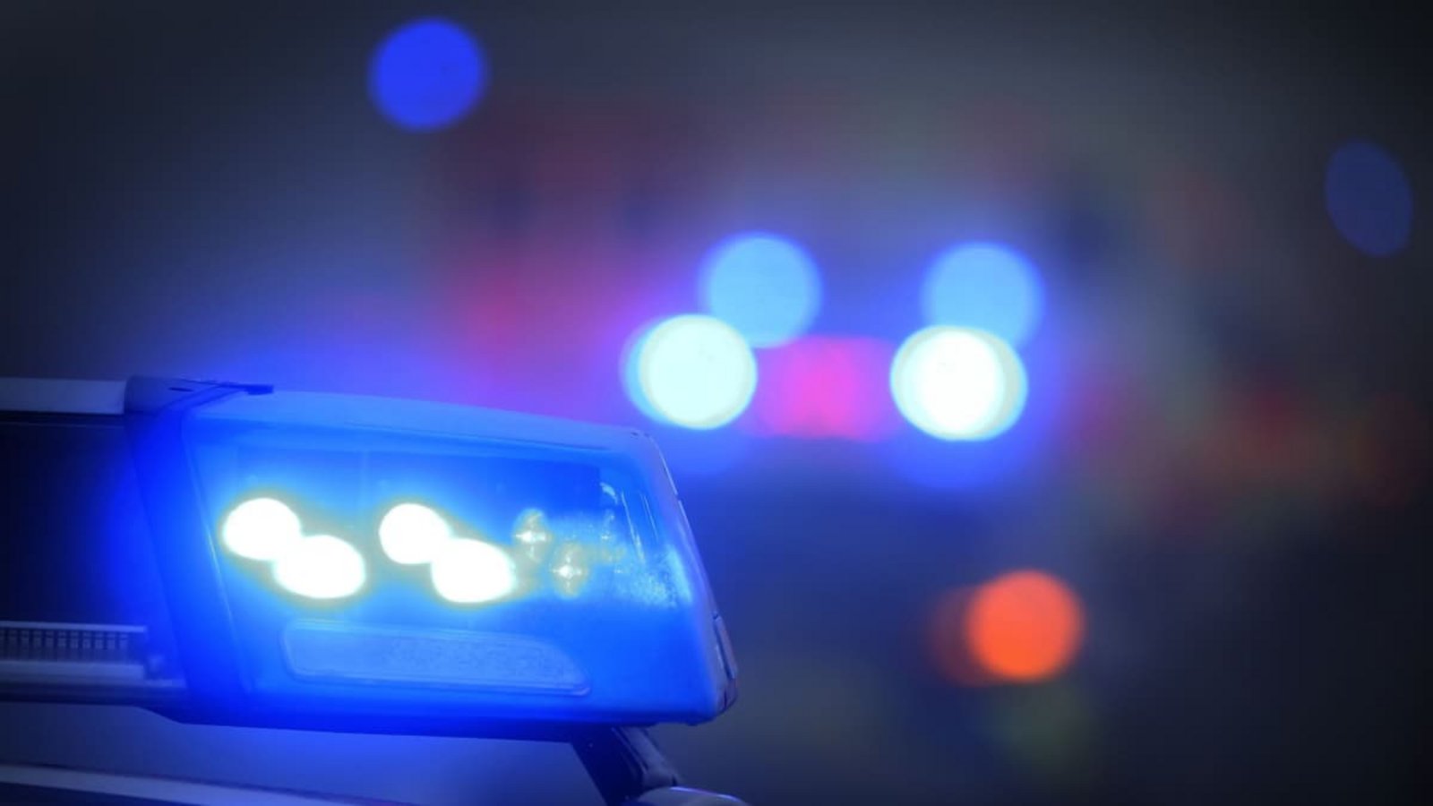 Die Polizei ermittelt im Falle eines versuchten Einbruchs in Haslach. (Symbolfoto)dpa Die Polizei ermittelt im Falle eines versuchten Einbruchs in Haslach. (Symbolfoto)dpa