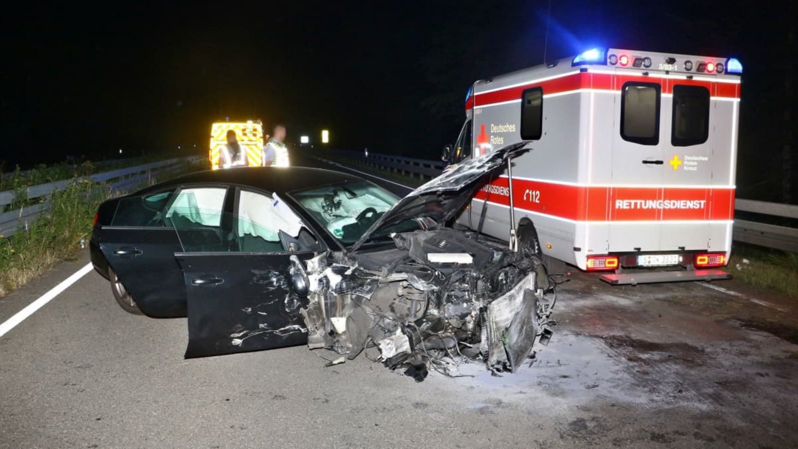 Bei einem Unfall in der Wildparkstraße wurden mehrere Menschen bei einem missglückten Überholmanöver verletzt.KS-Images.de / Andreas Rometsch