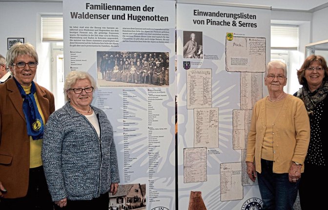 Das Team vom Waldenser-Museumsstüble (von links): Ilse Beuchle, Gertrud Roux, Margot Augenstein und Cornelia Schuler. Fotos: Stahlfeld