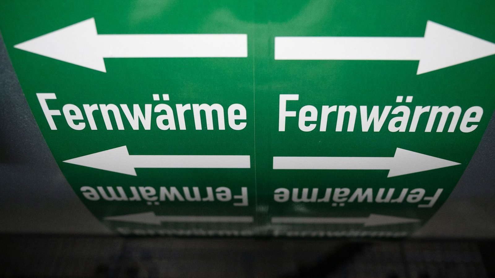 Ob in Städten bald Fernwärme angeschlossen wird, sollen kommunale Wärmepläne vorhersagen.Foto: dpa/Marijan Murat Ob in Städten bald Fernwärme angeschlossen wird, sollen kommunale Wärmepläne vorhersagen.Foto: dpa/Marijan Murat