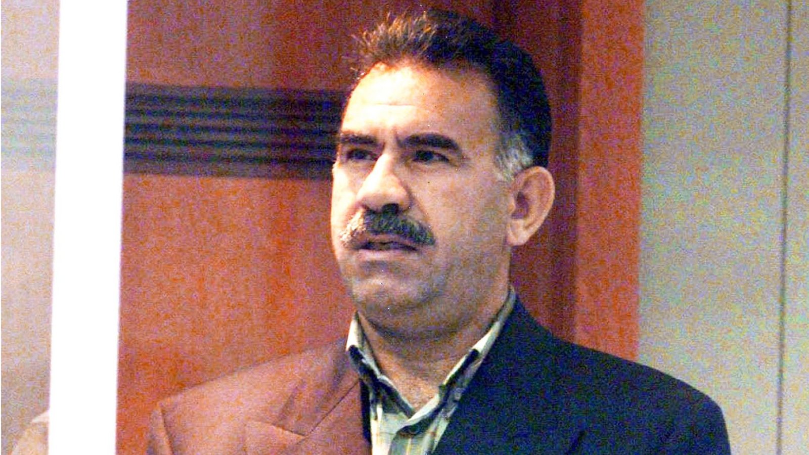PKK-Chef Öcalan vor Gericht im Jahr 1999Foto: dpa PKK-Chef Öcalan vor Gericht im Jahr 1999Foto: dpa