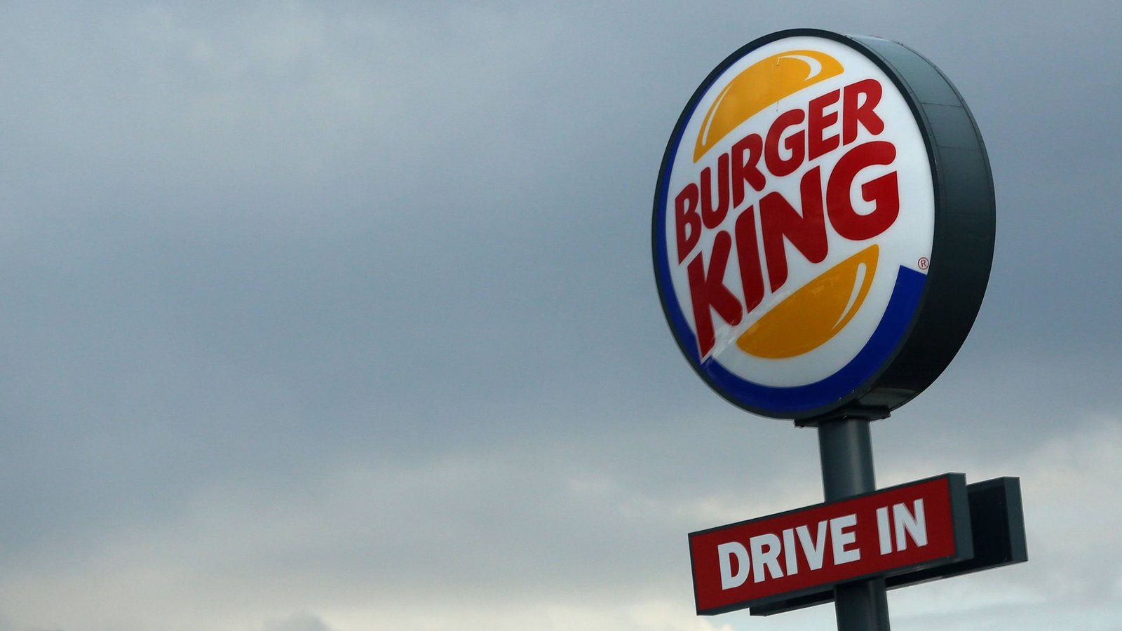 Unbekannte sind Samstagnacht in eine Burger-King-Filiale in Aalen eingebrochen (Symbolfoto).Foto: imago/Manngold/imago stock&people Unbekannte sind Samstagnacht in eine Burger-King-Filiale in Aalen eingebrochen (Symbolfoto).Foto: imago/Manngold/imago stock&people