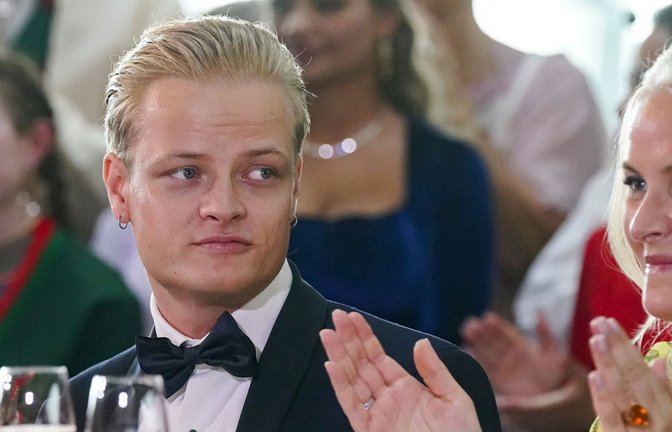 Marius Borg Høiby und die norwegische Kronprinzessin Mette-Marit (Archivbild).<span class='image-autor'>Foto: Lise Aserud/NTB/dpa</span>