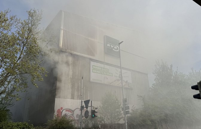 Der Schaden durch den Großbrand wird auf über eine Million Euro geschätzt.<span class='image-autor'>Foto: SDMG</span>