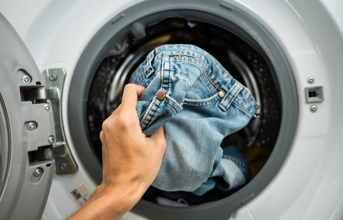 Jeans waschen: Anleitung und Tipps<span class='image-autor'>Foto: Wachiwit/Shutterstock</span>