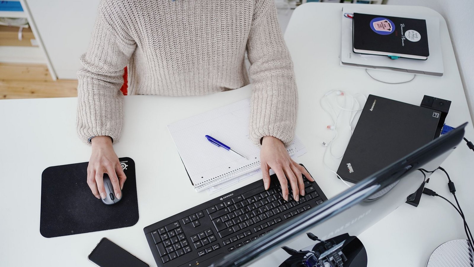 Es gibt auch andere Schreibprogramme als das vielbenutzte Microsoft Word.Foto: picture alliance/dpa