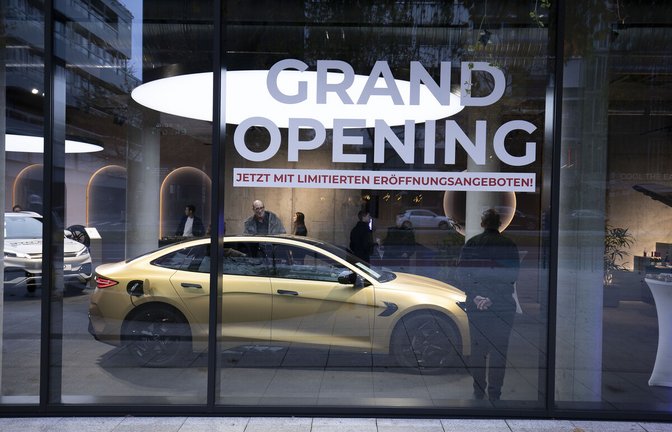 In Stuttgart eröffnete BYD vor einigen Monaten eine Niederlassung. Die Verkaufszahlen in Deutschland bleiben aber weit hinter den Erwartungen zurück.<span class='image-autor'>Foto: Lichtgut/Leif Piechowski/Leif Piechowski</span>