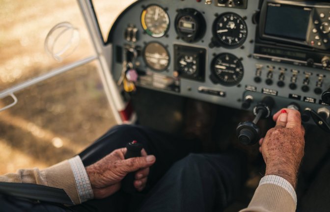 Fliegen? Kann doch jeder! Das glauben zumindest viele, nachdem sie sich Erklärvideos auf Youtube angesehen haben.<span class='image-autor'>Foto: imago/Lupe Rodriguez</span>