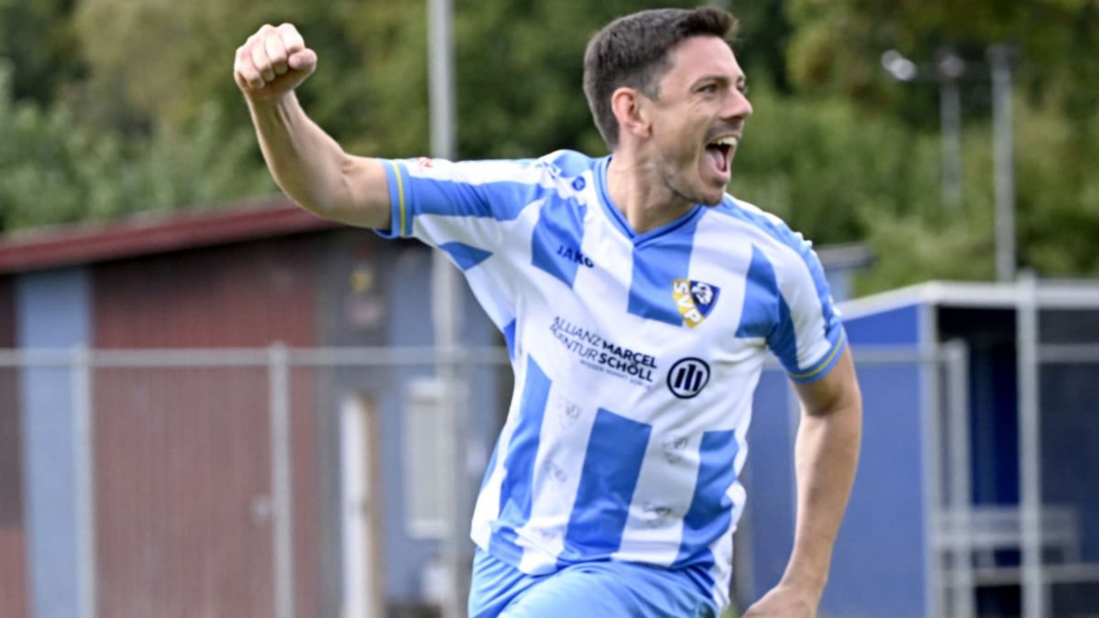 SV Pattonville - TV Aldingen: SV Pattonville - TV Aldingen; Fussball; Bezirksliga E/M;
SVP (Blau-weiß): Jubel über das 1:0 durch Jannik HoffmannPeter Mann SV Pattonville - TV Aldingen: SV Pattonville - TV Aldingen; Fussball; Bezirksliga E/M;
SVP (Blau-weiß): Jubel über das 1:0 durch Jannik HoffmannPeter Mann