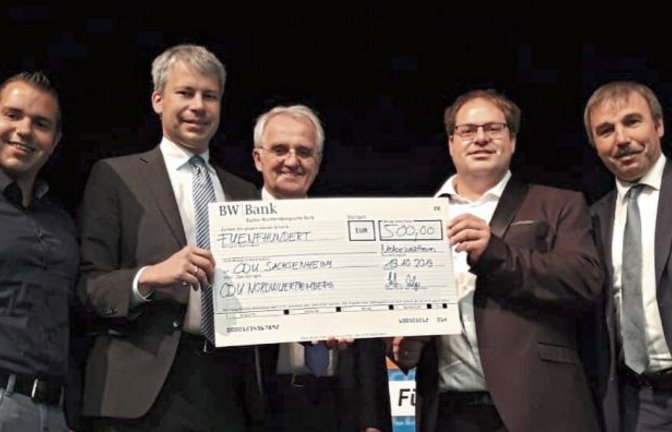 Auf dem Bild (von links): Benjamin Traa, Mitgliederbeauftragter CDU-Kreisverband Ludwigsburg, Bezirksvorsitzender CDU-Nordwürttemberg Staatssekretär Steffen Bilger, Kreisvorsitzender Rainer Wieland MdEP, Manuel Schäfer CDU Sachsenheim, Konrad Epple MdL.  Foto: p