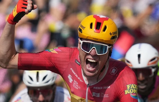 Bei der Tour de France können sich die Fans wieder auf spannende Etappen freuen.<span class='image-autor'>Thibault Camus/AP/dpa</span>