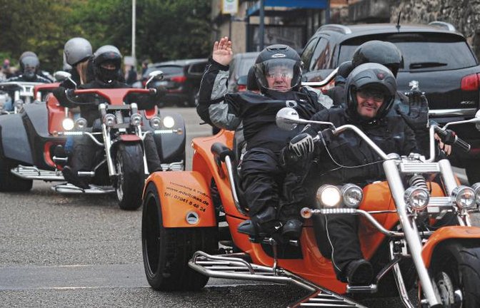Für die Menschen der Lebenshilfe standen knapp 80 Motorräder bei der gestrigen Ausfahrt als Mitfahrgelegenheit zur Verfügung.  Fotos: Stahlfeld