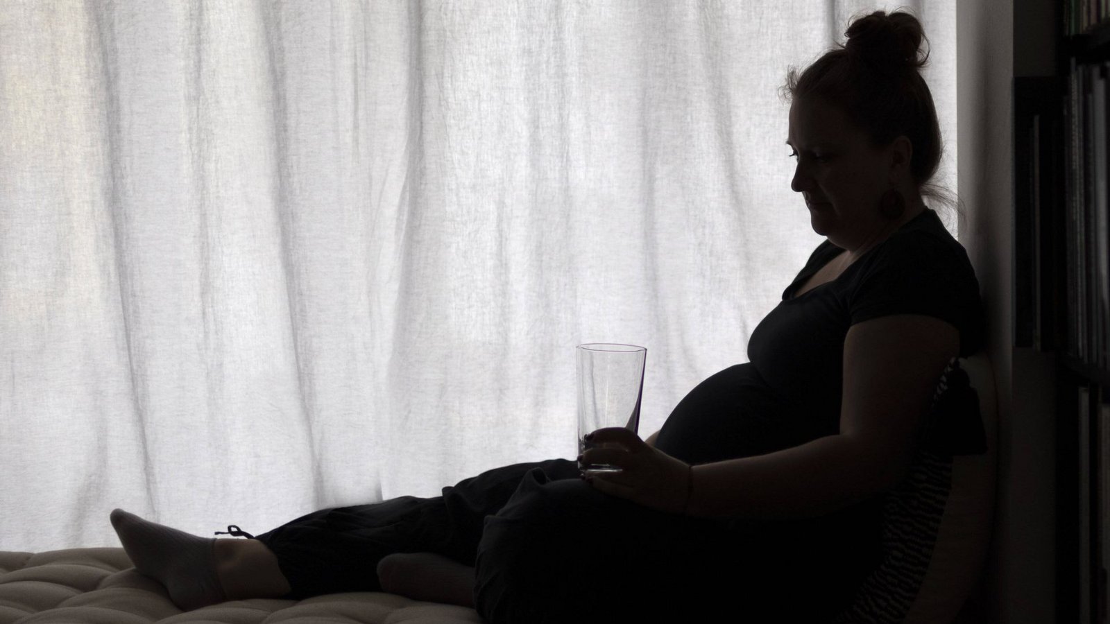 Bislang gilt die Erschöpfung nach einer Corona-Infektion als häufigstes Symptom von Long Covid. Doch depressive Verstimmungen sind genauso relevant – wie neueste Untersuchungen ergeben haben.Foto: imago/photothek Bislang gilt die Erschöpfung nach einer Corona-Infektion als häufigstes Symptom von Long Covid. Doch depressive Verstimmungen sind genauso relevant – wie neueste Untersuchungen ergeben haben.Foto: imago/photothek
