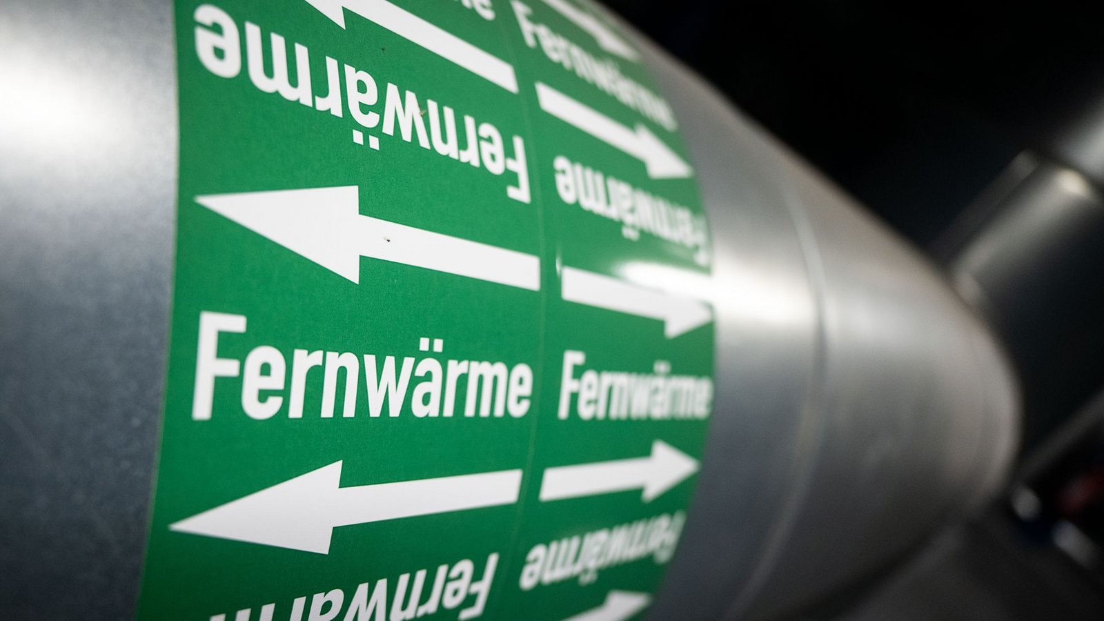 Fern- und Nahwärmenetze können ein Mittel auf dem Weg zum klimaneutralen Heizen sein.Foto: dpa/Marijan Murat Fern- und Nahwärmenetze können ein Mittel auf dem Weg zum klimaneutralen Heizen sein.Foto: dpa/Marijan Murat