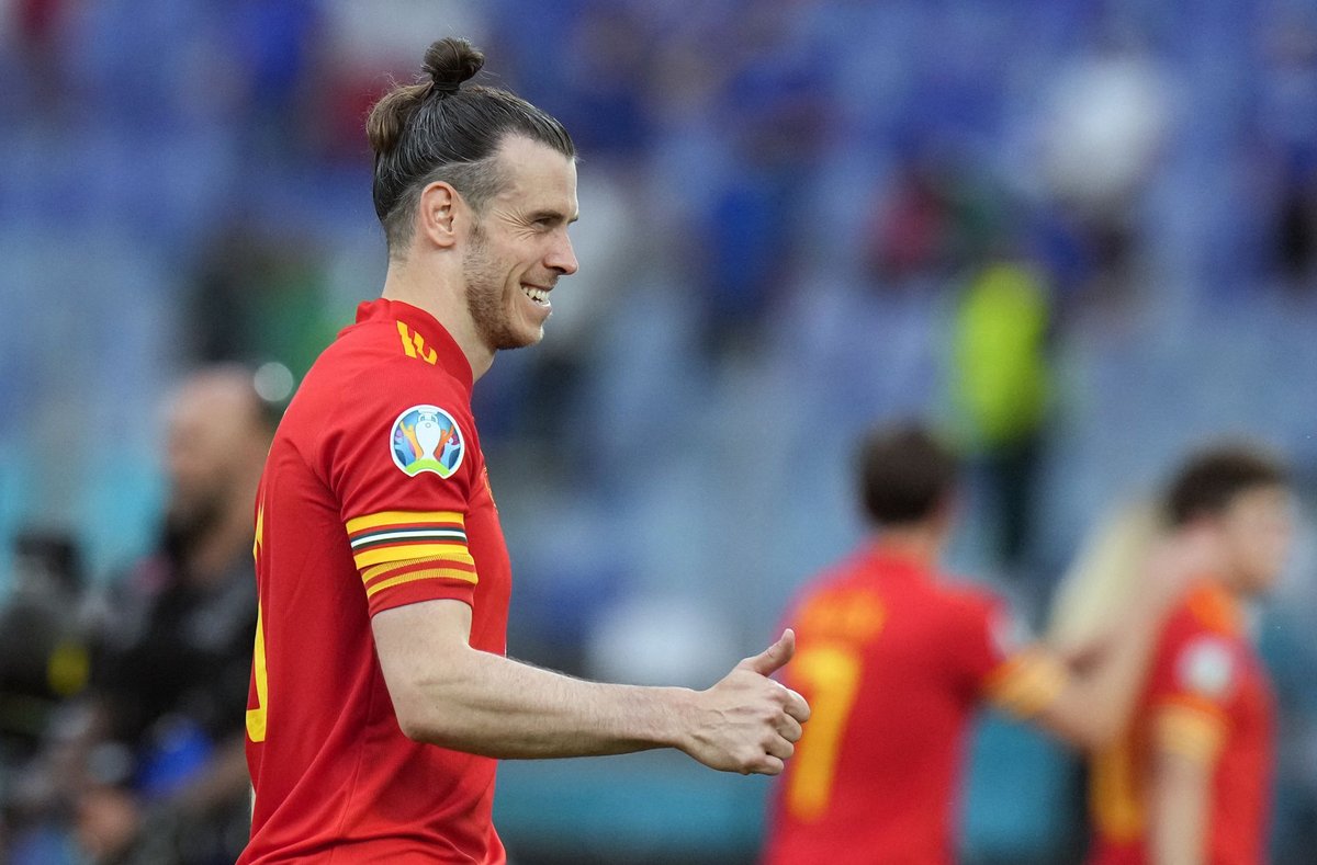 Warum darf Wales bei der WM mitspielen?