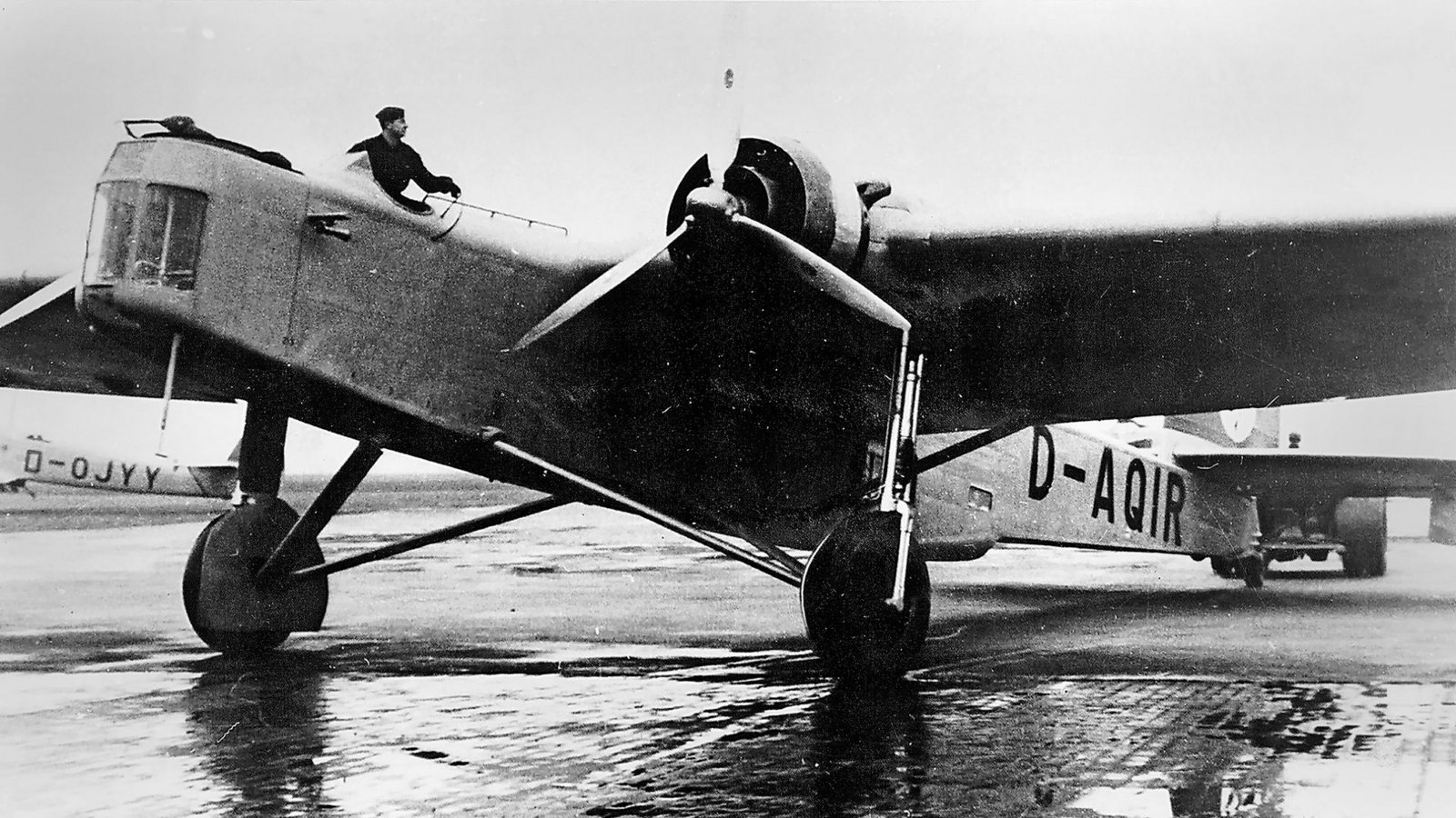 Aufnahme einer Do 11. Von der abgestürzten Maschine selbst sind keine Bilder bekanntFoto: Airbus Corporate Heritage