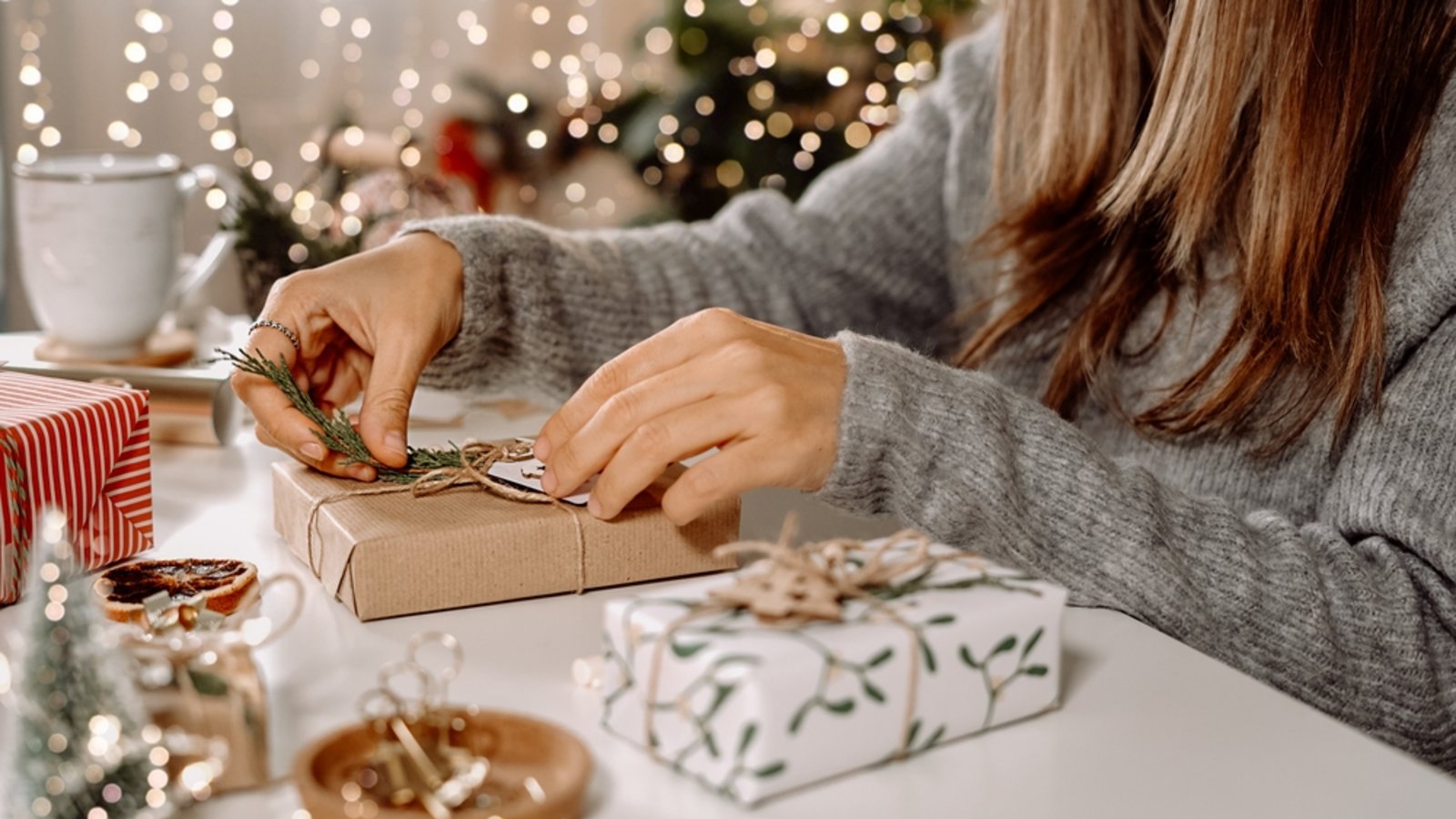 Selbstgemachte Weihnachtsgeschenke verleihen dem Fest eine besonders persönliche Note.Foto: Ostanina Anna/ Shutterstock