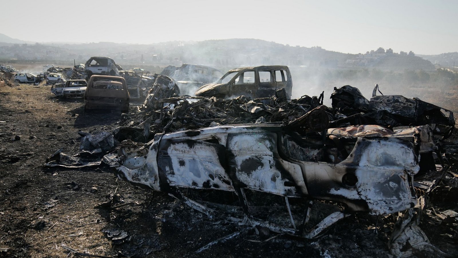Gewalttaten radikaler israelischer Siedler gelten als ein Hindernis für Bemühungen um eine langfristige Friedenslösung im Nahost-Konflikt. (Archivbild)Foto: Nasser Nasser/AP/dpa Gewalttaten radikaler israelischer Siedler gelten als ein Hindernis für Bemühungen um eine langfristige Friedenslösung im Nahost-Konflikt. (Archivbild)Foto: Nasser Nasser/AP/dpa