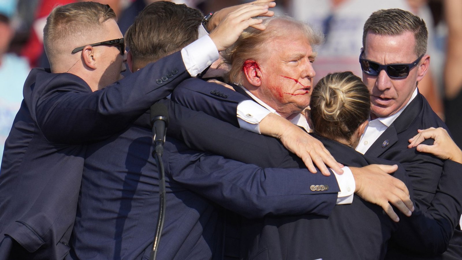 Im Netzwerk X hatte sich Hotz zum Attentat auf den ehemaligen US-Präsidenten Trump geäußert. Der Tweet stieß auf große Kritik.Foto: dpa/Gene J. Puskar Im Netzwerk X hatte sich Hotz zum Attentat auf den ehemaligen US-Präsidenten Trump geäußert. Der Tweet stieß auf große Kritik.Foto: dpa/Gene J. Puskar