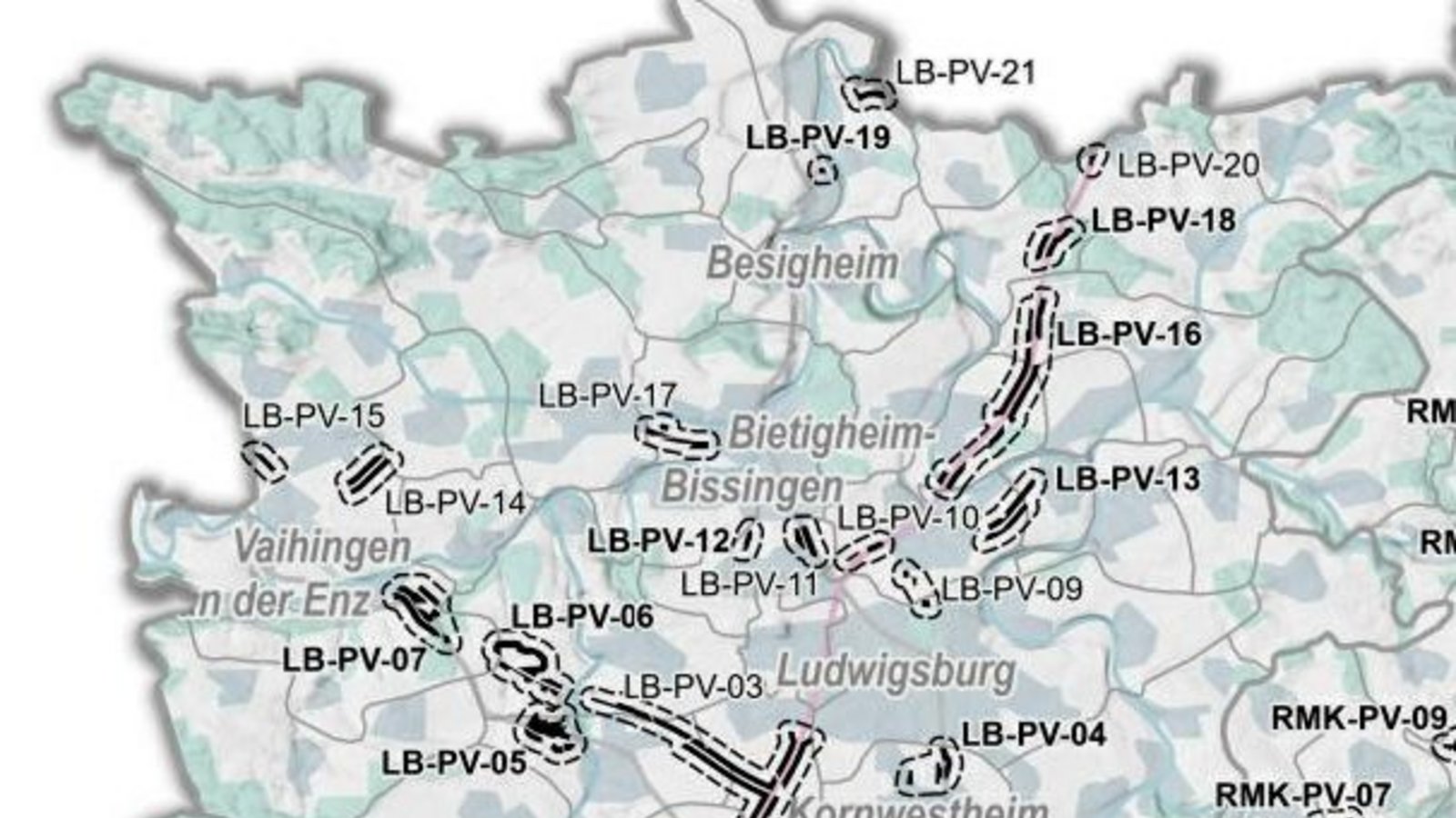 Der aktuelle Entwurf (Stand: April 2025) für den Regionalplan sieht im Landkreis Ludwigsburg 21 mögliche PV-Standorte vor, vier davon im Raum Vaihingen. Gebiete mit gefetteten Bezeichnungen sind im Vergleich zum ersten Entwurf verändert worden. Grafik: Verband Region Stuttgart Der aktuelle Entwurf (Stand: April 2025) für den Regionalplan sieht im Landkreis Ludwigsburg 21 mögliche PV-Standorte vor, vier davon im Raum Vaihingen. Gebiete mit gefetteten Bezeichnungen sind im Vergleich zum ersten Entwurf verändert worden. Grafik: Verband Region Stuttgart