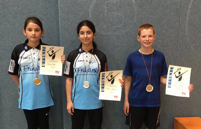 Somaja Fadai, Mouna Gharibo und Louis Bronner (von links) vom SV Illingen haben das Teilnehmerfeld bei der U-13-Rangliste in Bad Mergentheim dominiert. <span class='image-autor'>Foto: privat</span>