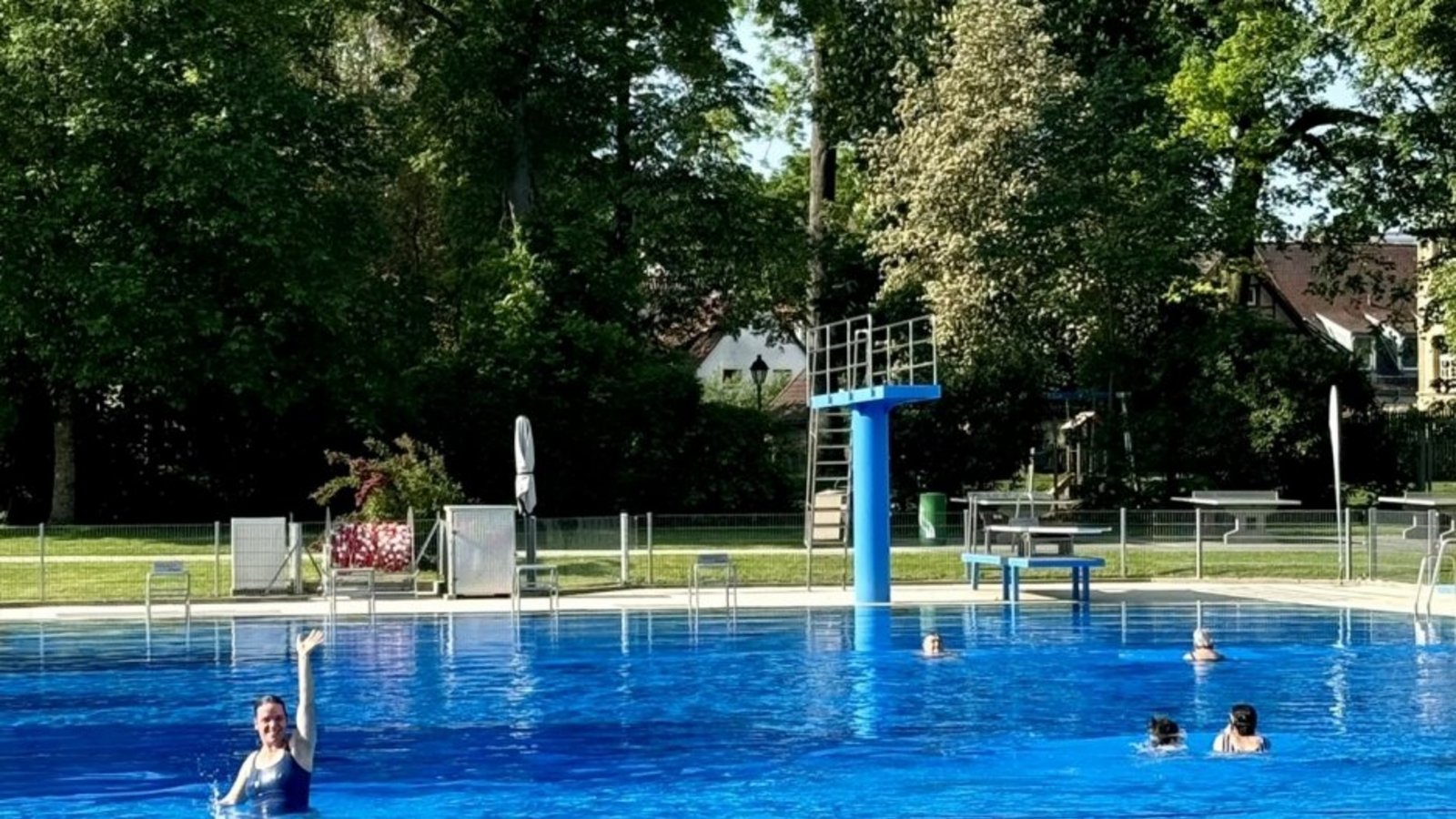 Schwimmspaß in Sachsenheim. Foto: p Schwimmspaß in Sachsenheim. Foto: p