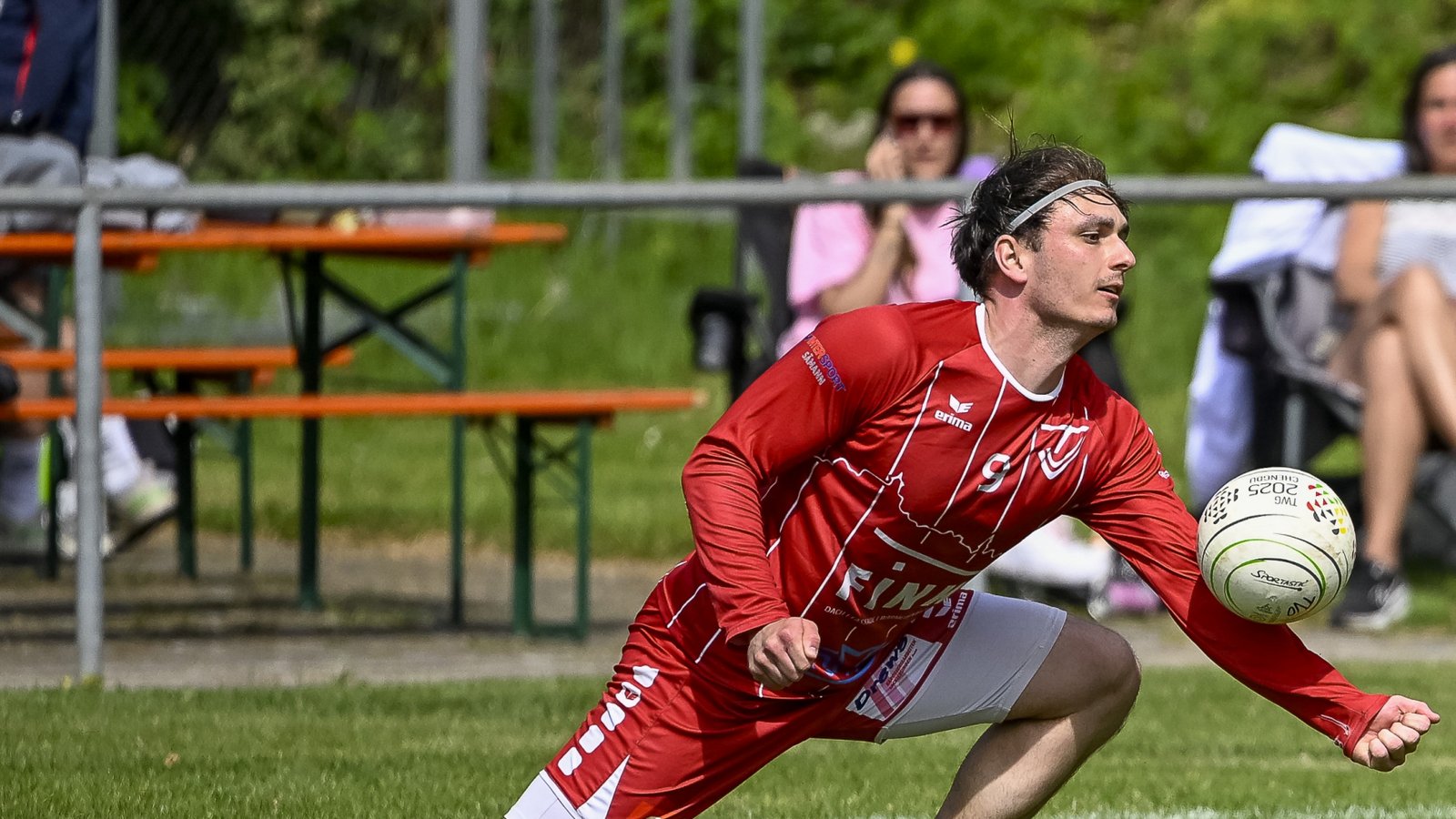 Jaro Jungclaussen spielt mit dem TV Vaihingen um die DM-Teilnahme. Jaro Jungclaussen spielt mit dem TV Vaihingen um die DM-Teilnahme.
