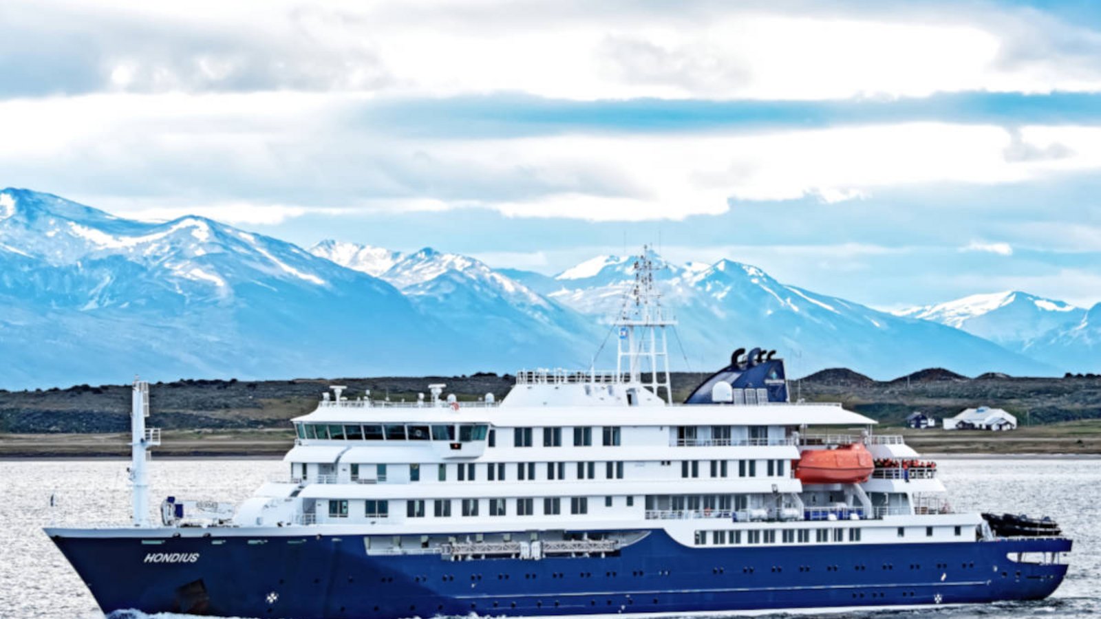 Hantavirus-Ausbruch auf Kreuzfahrtschiff: Wie gelangte das Virus an Bord? Ursachen, Übertragungswege und Risiken für Reisende im Überblick.Foto: Mystic Stock Photography / Shutterstock.com