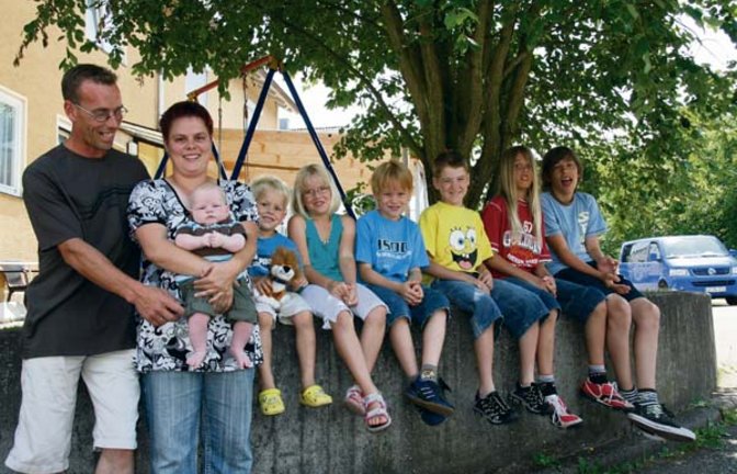 Die komplette Familie Schwab. Foto: Rücker