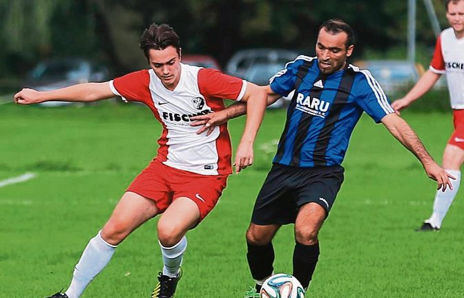 Mit den Leistungen von Fatmir Umeri (rechts) ist Trainer Hans-Ulrich Rähmer in den vergangenen Wochen nicht zufrieden gewesen. Mit dem Ausfall von Bilall Gjinovci werden seine Stärken aber wieder benötigt. Foto: Küppers