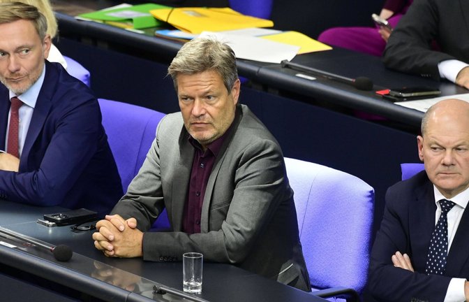 Die Gesichter der Ampel-Regierung: Christian Lindner (FDP), Robert Habeck (Grüne) und Olaf Scholz (SPD).<span class='image-autor'>Foto: imago/Frederic Kern</span>