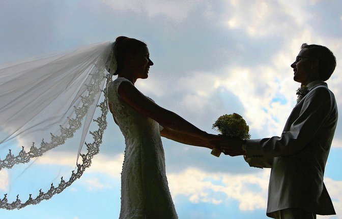 Der schönste Tag im Leben? Heutzutage entscheiden sich  immer mehr Menschen gegen das  Heiraten.<span class='image-autor'>Foto: dpa/Patrick Pleul</span>
