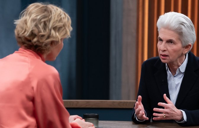 Caren Miosga und Marie-Agnes Strack-Zimmermann diskutierten am Sonntagabend im Ersten.<span class='image-autor'>Foto: NDR/Thomas Ernst</span>