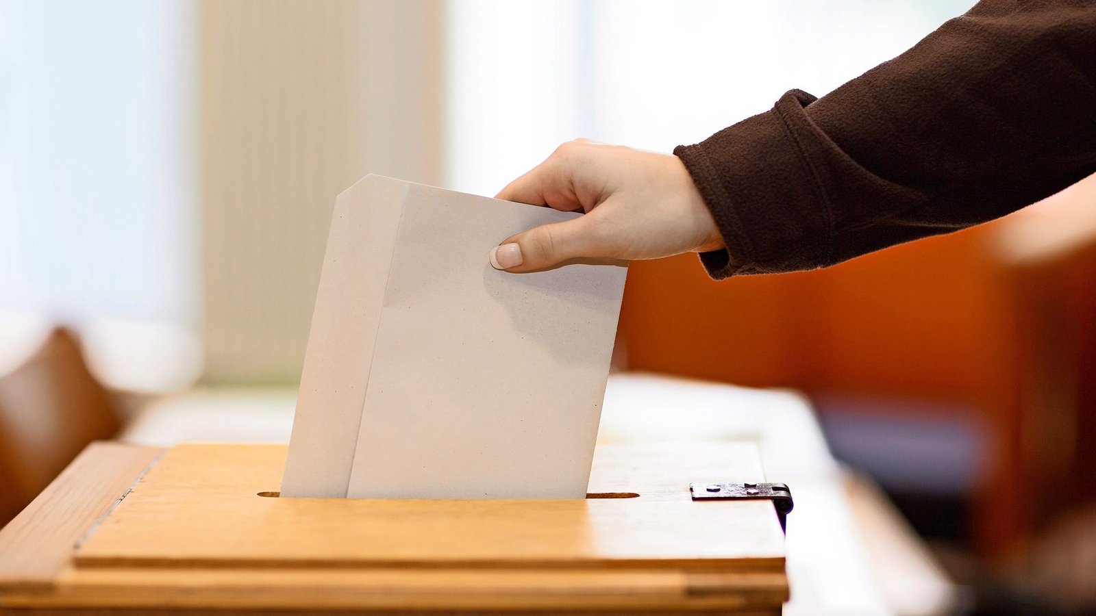 Am 8. März entscheidet Baden-Württemberg über die Zusammensetzung des neuen Landtags. Neben etablierten Parteien treten auch zahlreiche kleinere politische Vereinigung an. (Symbolbild)Foto: © Christian Schwier - stock.adobe.