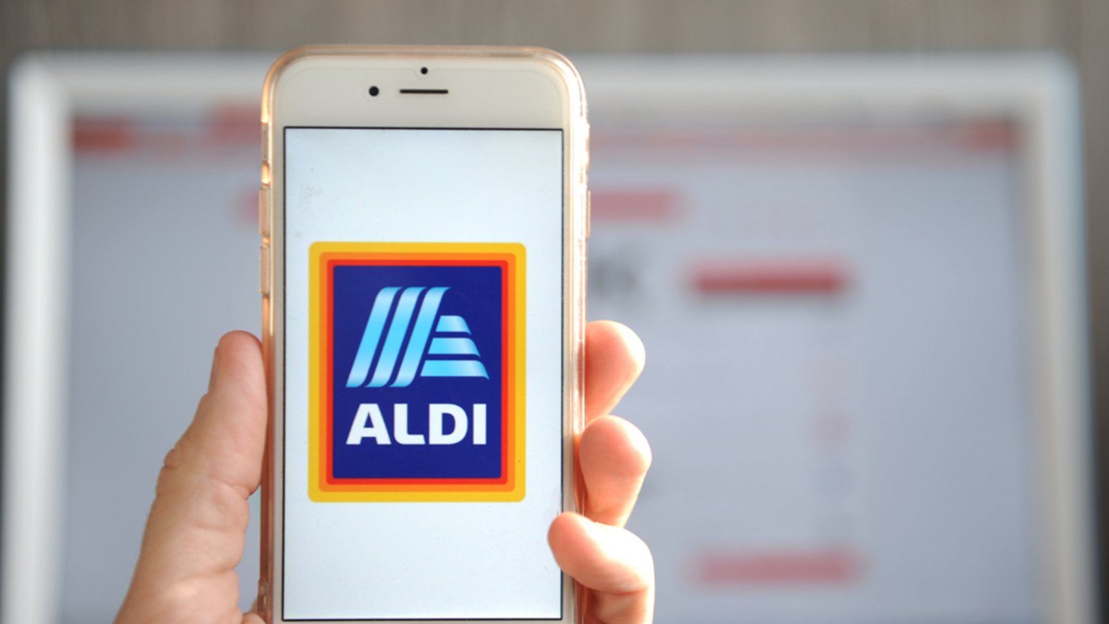 Mit dem Aldi-Onlineshop ist bald Schluss.Foto: Arsenie Krasnevsky / shutterstock.com Mit dem Aldi-Onlineshop ist bald Schluss.Foto: Arsenie Krasnevsky / shutterstock.com
