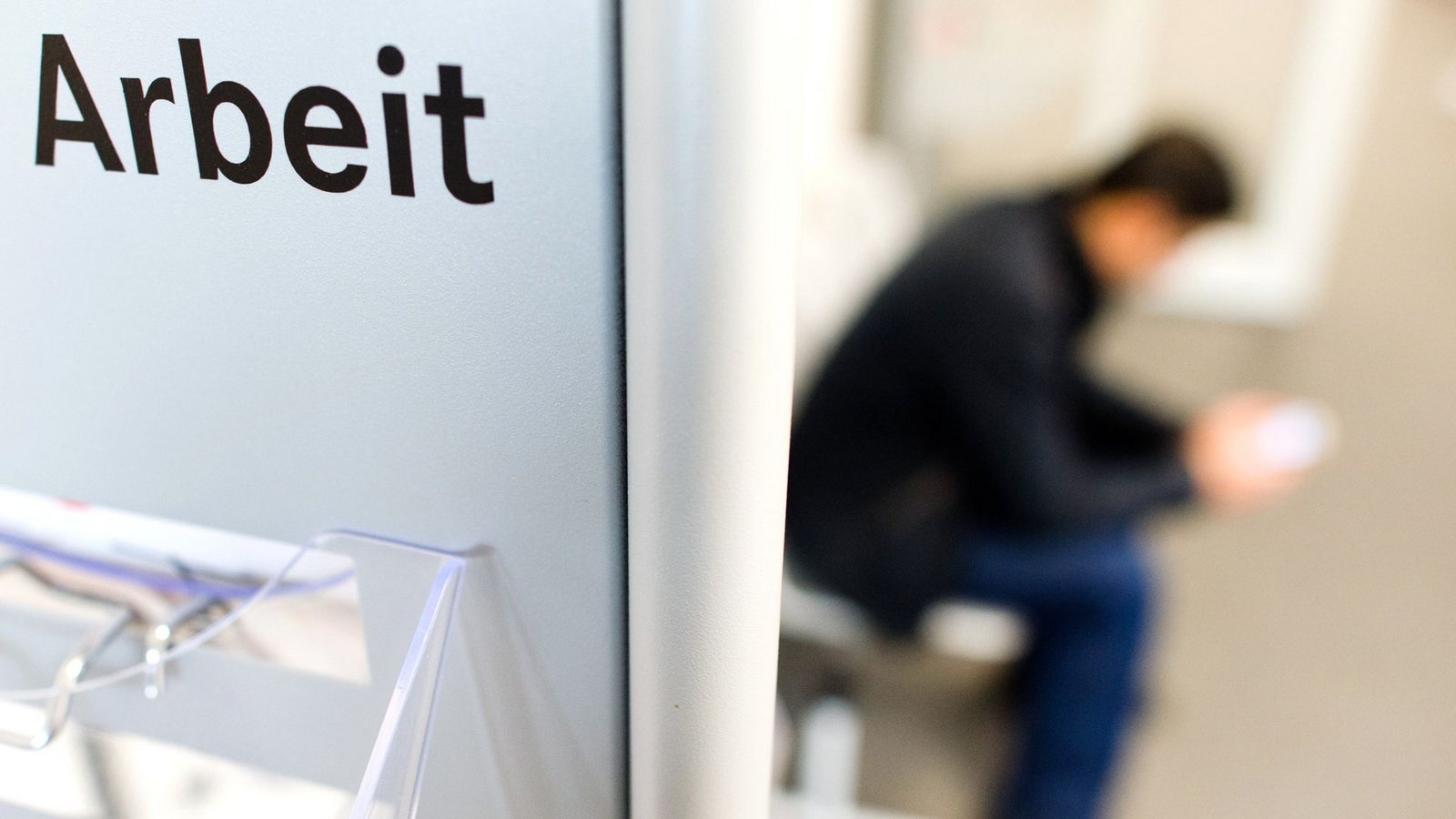 Dei Neue Arbeit ermöglicht langzeitarbeitslosen und benachteiligten die Teilhabe am ArbeitslebenFoto: dpa/Julian Stratenschulte Dei Neue Arbeit ermöglicht langzeitarbeitslosen und benachteiligten die Teilhabe am ArbeitslebenFoto: dpa/Julian Stratenschulte
