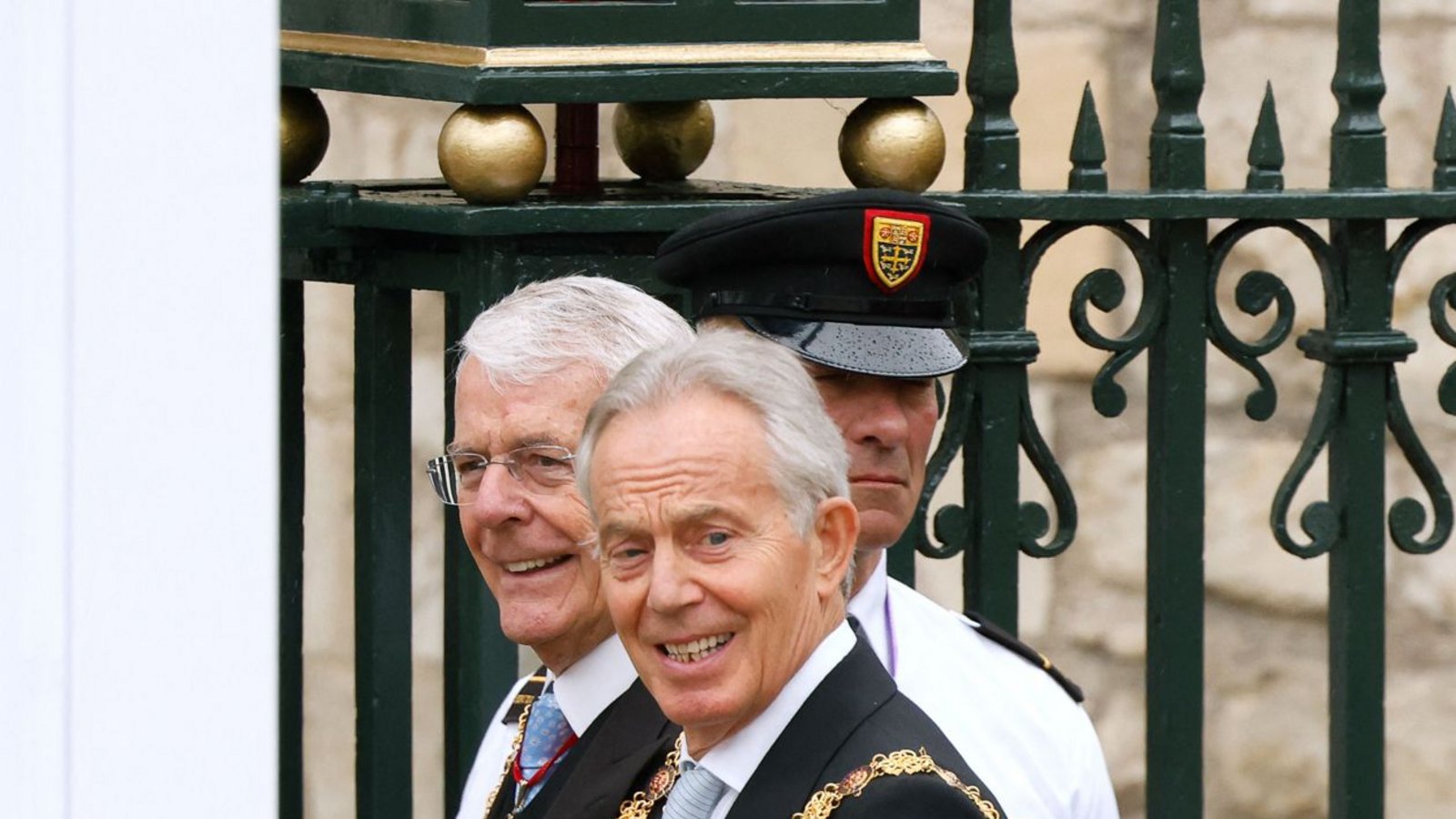 Die früheren britischen Premierminister Tony Blair (vorn) und John MajorFoto: AFP/ODD ANDERSEN