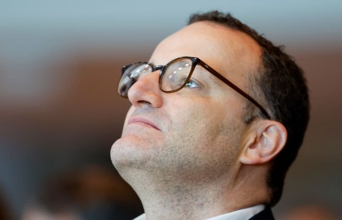 Will seine Machtposition anscheinend nicht nutzen, um andere Menschen bei ihrem Kinderwunsch zu helfen: Jens Spahn (CDU).<span class='image-autor'>Thomas Banneyer/dpa</span>