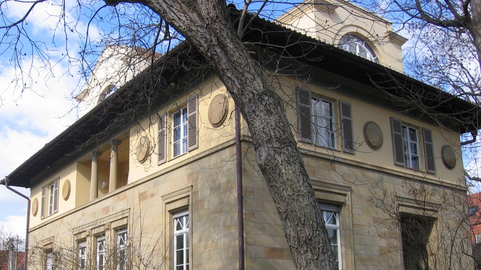 Die ehemalige Villa Frischauer in Ludwigsburg ist Hauptsitz des DFI.  Foto: DFI