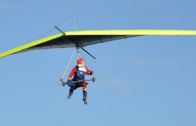 Der Nikolaus kommt angeflogen. <span class='image-autor'>Foto: p</span>