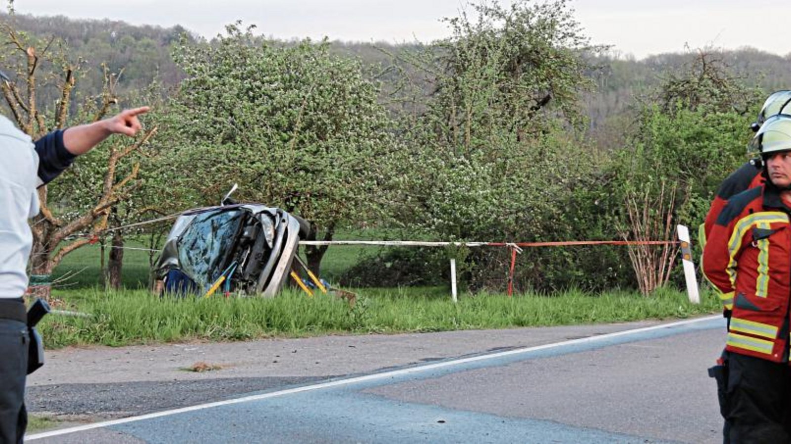 Schrecklicher Unfall zwischen Oberriexingen und Sachsenheim. Ein 24-Jähriger starb. Foto: Bögel