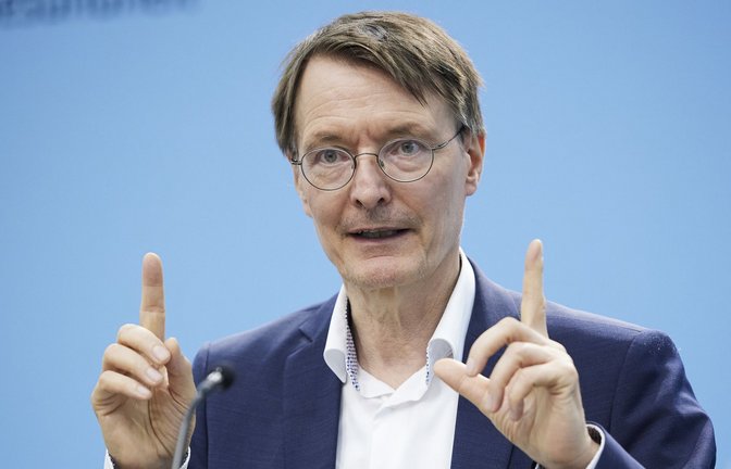 Das Schicksal seines Cannabis-Gesetzes liegt nun in der Hand der SPD-Bundestagsfraktion.<span class='image-autor'>Foto: dpa/Jörg Carstensen</span>