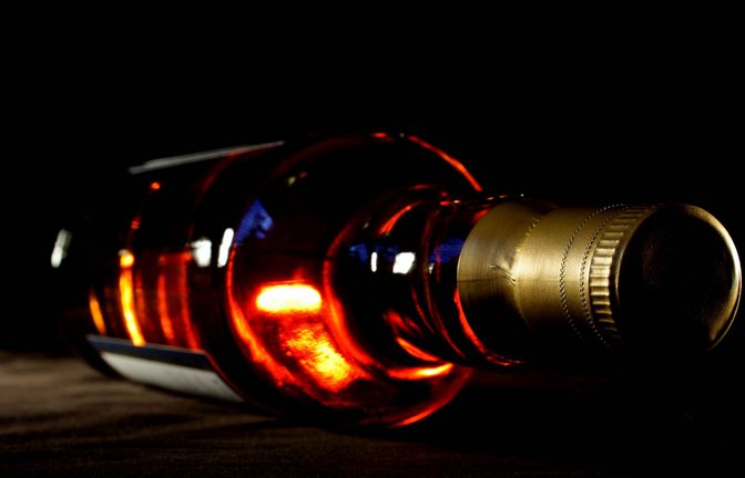 Ein Dieb hat Whiskey aus einem Auto geklaut – während er andere Wertsachen liegen ließ (Symbolfoto).<span class='image-autor'>Foto: IMAGO/Design Pics/IMAGO</span>