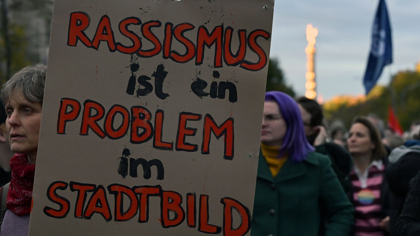 Eine Petition mit dem Titel „Wir sind die Töchter“ haben binnen 24 Stunden rund 100.000 Menschen unterschrieben. (Archivbild)Foto: Lilli Förter/dpa Eine Petition mit dem Titel „Wir sind die Töchter“ haben binnen 24 Stunden rund 100.000 Menschen unterschrieben. (Archivbild)Foto: Lilli Förter/dpa